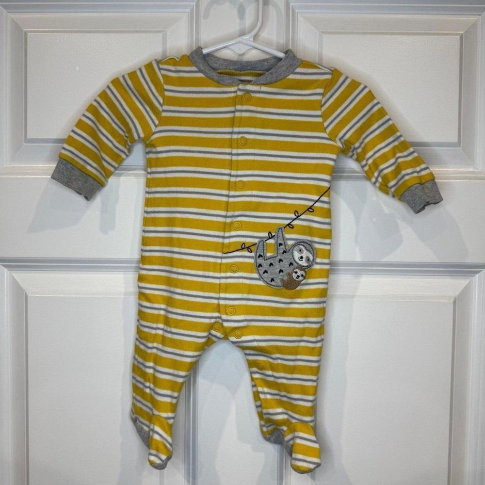 Carters Boy Sloth Pajamas Size 0-3 Months